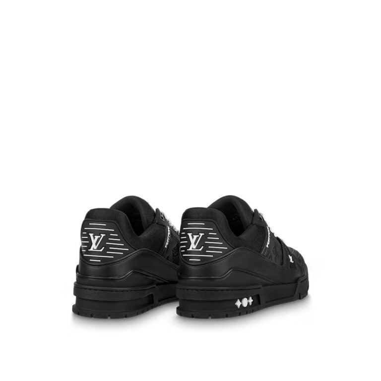 Sneaker 'All Black'